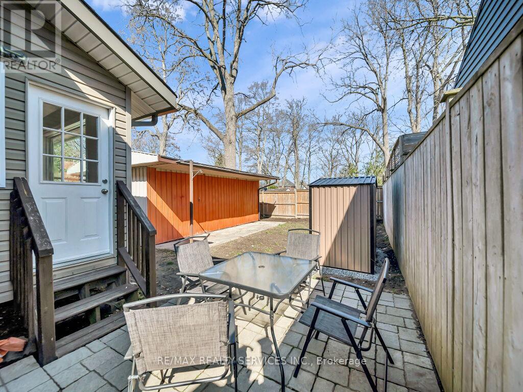 65 Moore Street Property Photo 45