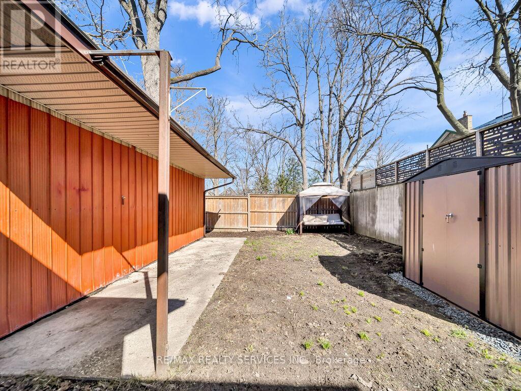 65 Moore Street Property Photo 46