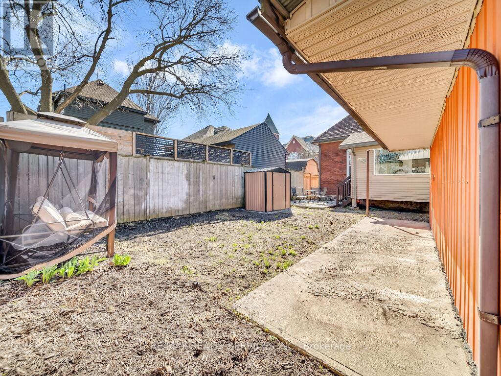 65 Moore Street Property Photo 47