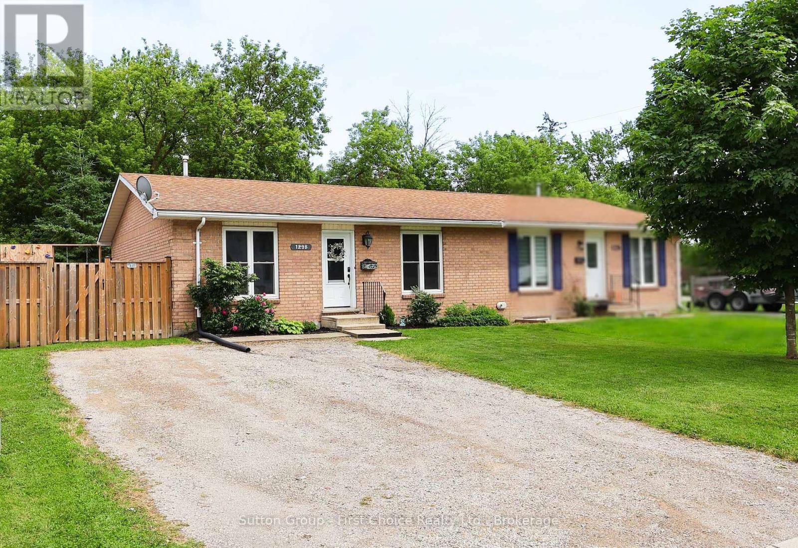 B - 129 Mitchell Court E Photo de la propriété 1
