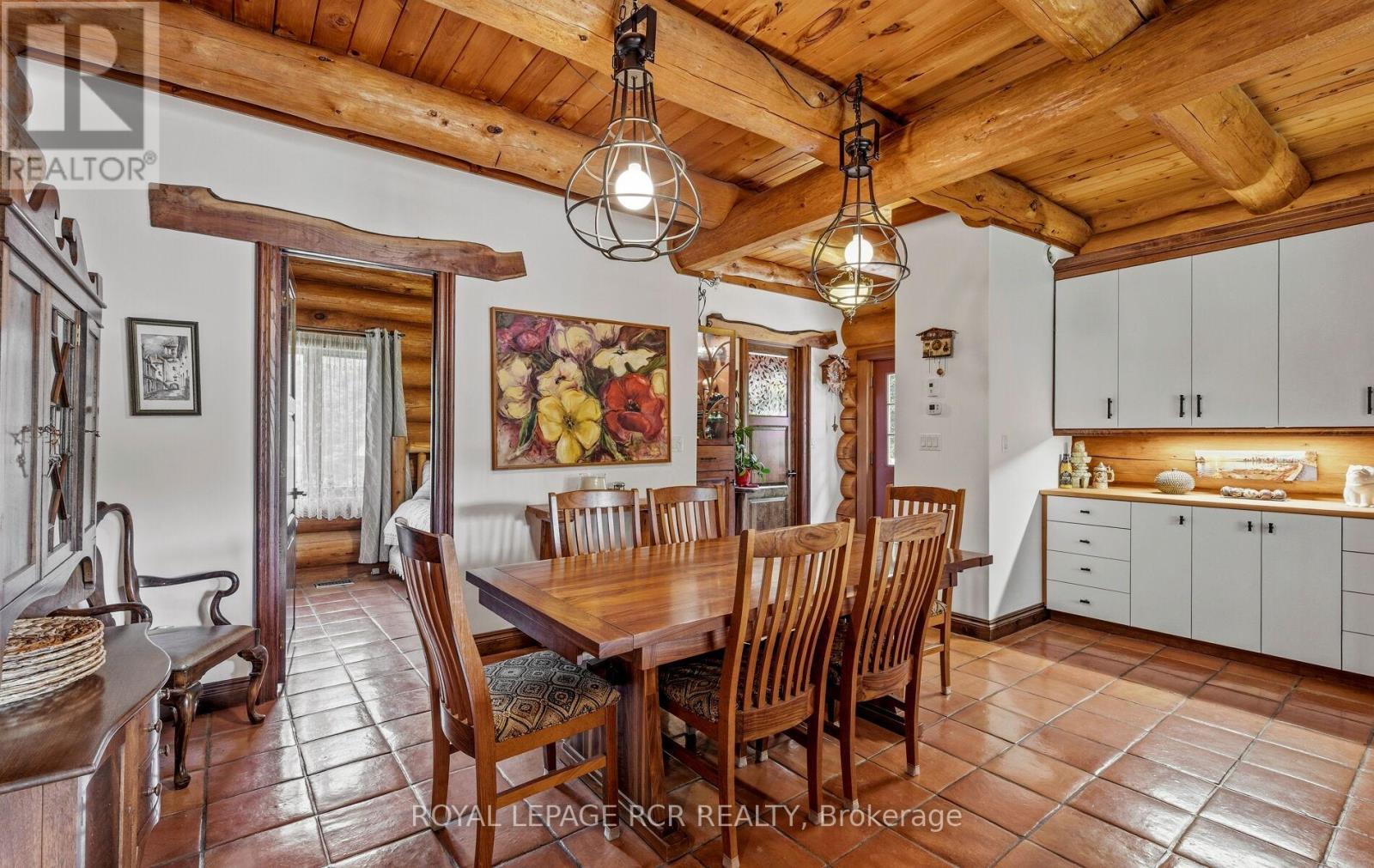 425457 25 Side Road Property Photo 24