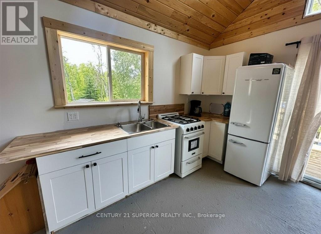 12 Plateau Lake Road Property Photo 11