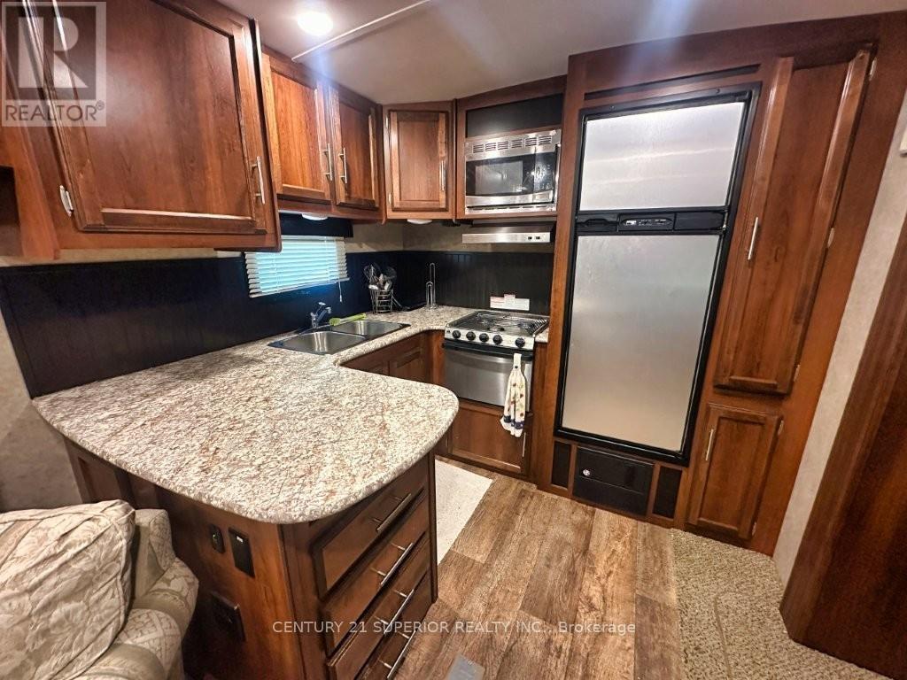 12 Plateau Lake Road Property Photo 32