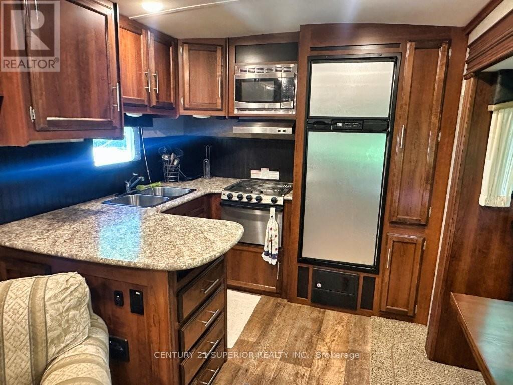 12 Plateau Lake Road Property Photo 34