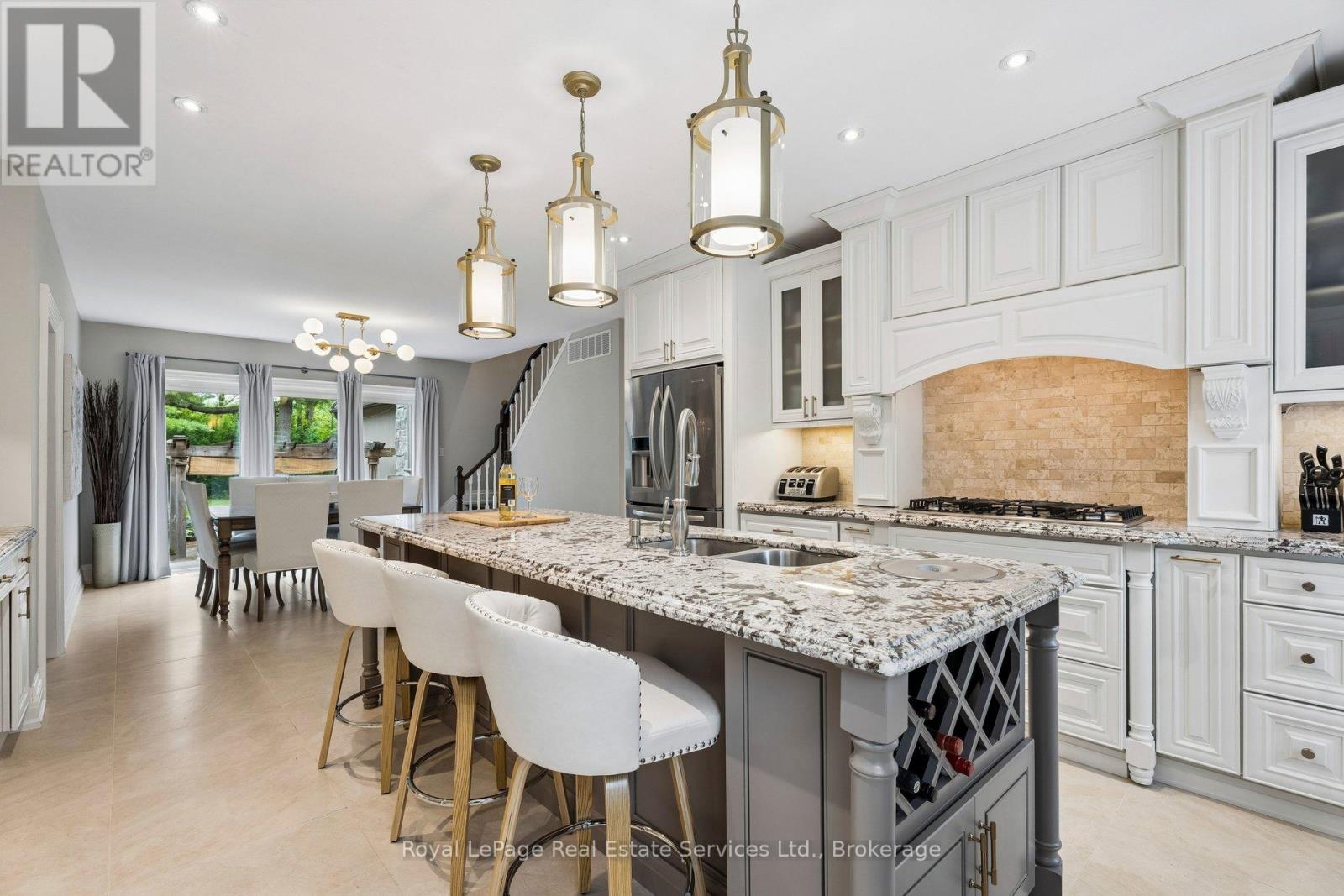 1 Stonebury Place Property Photo 15