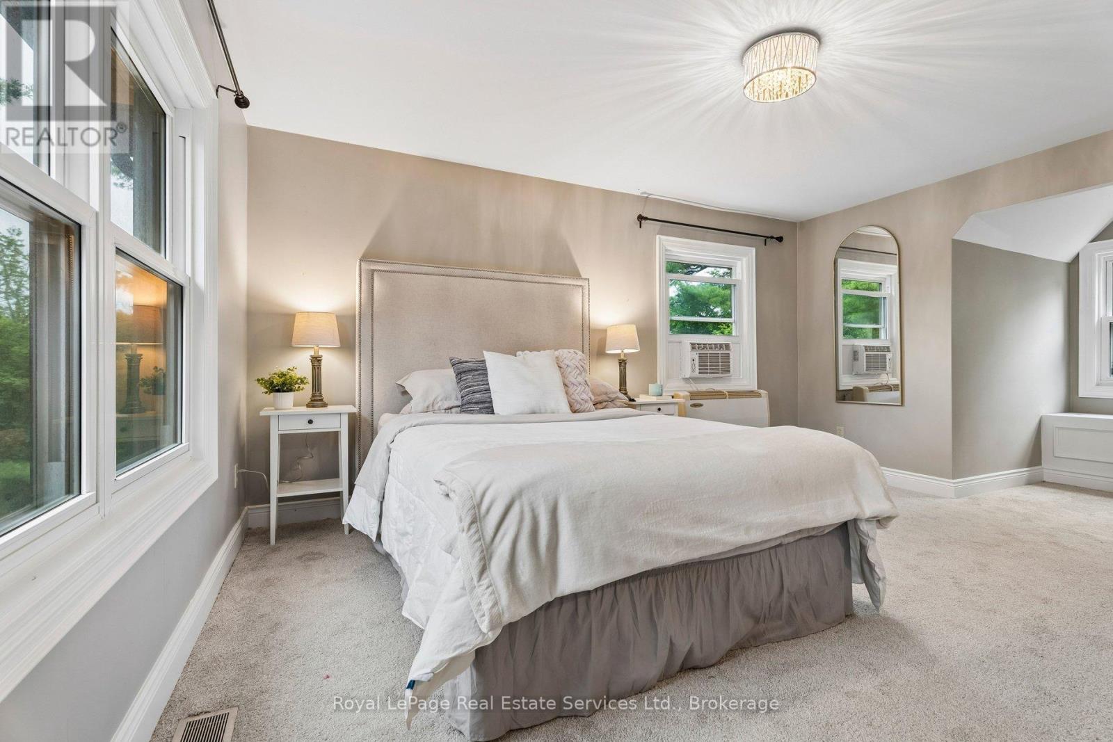 1 Stonebury Place Property Photo 27