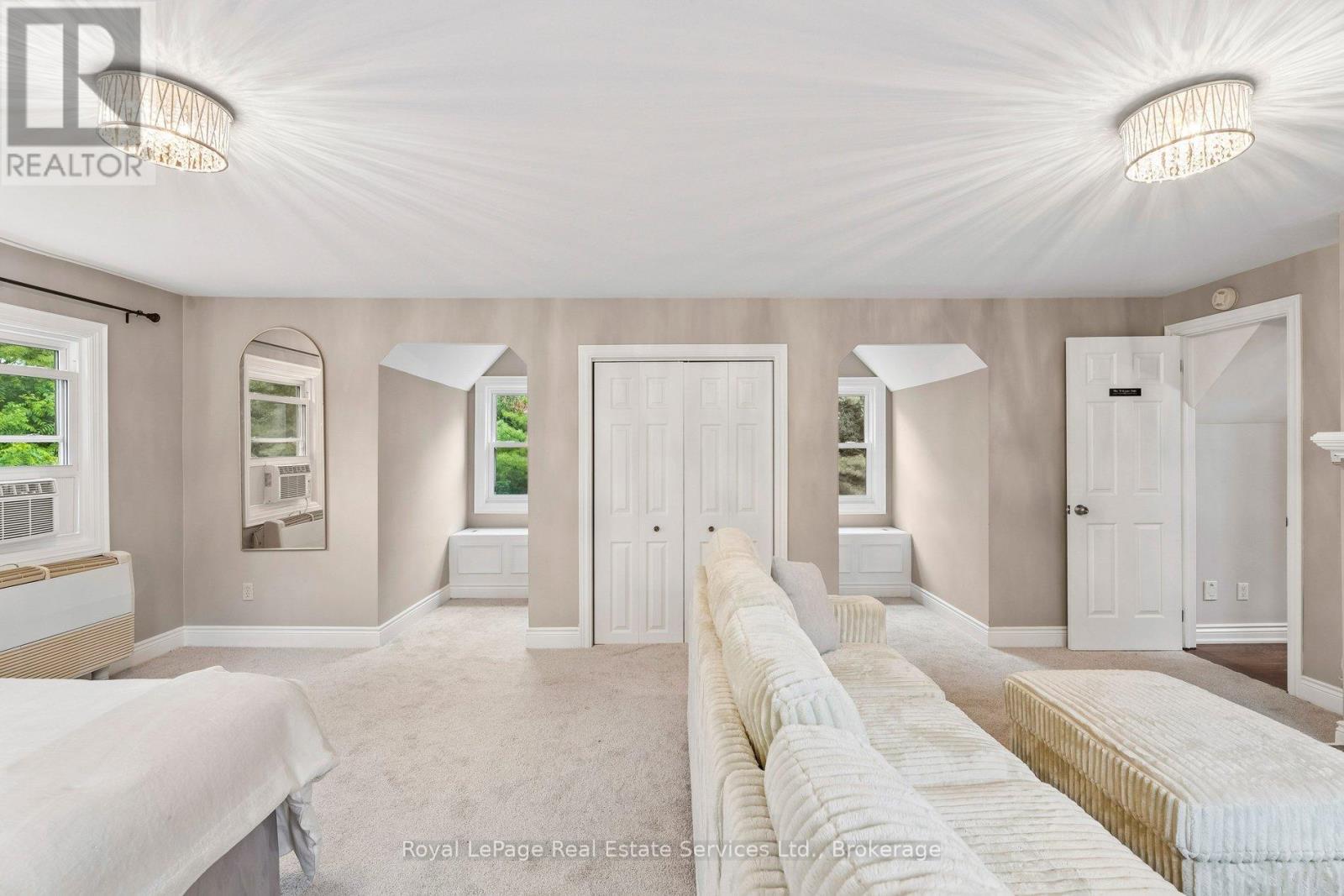 1 Stonebury Place Property Photo 29