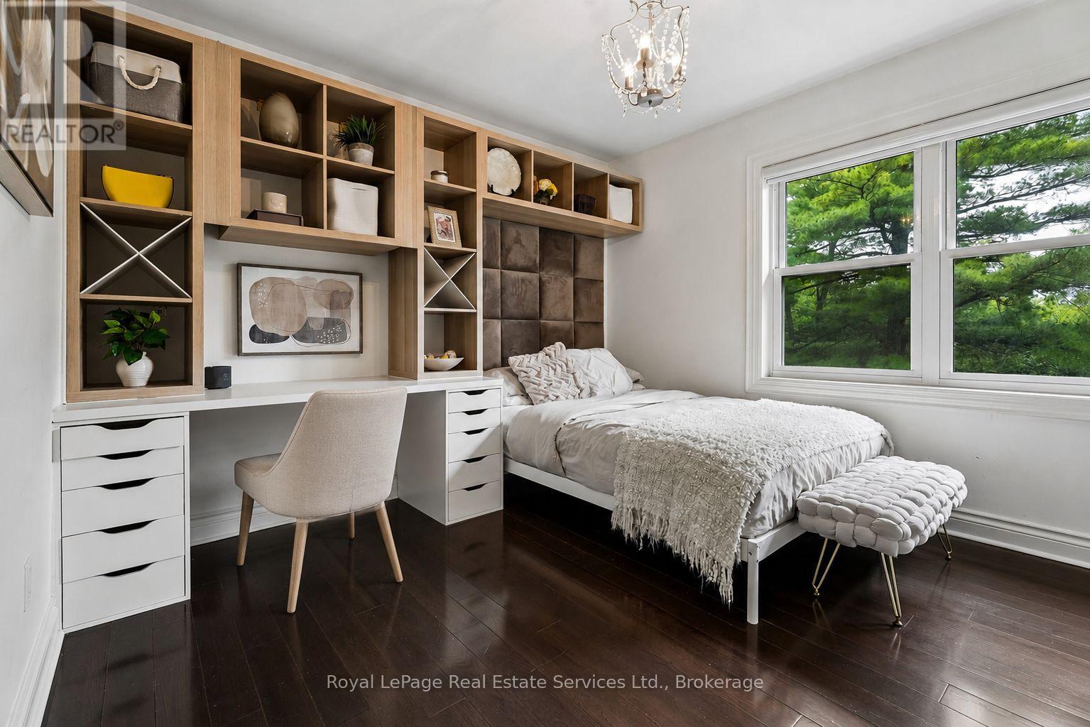 1 Stonebury Place Property Photo 36