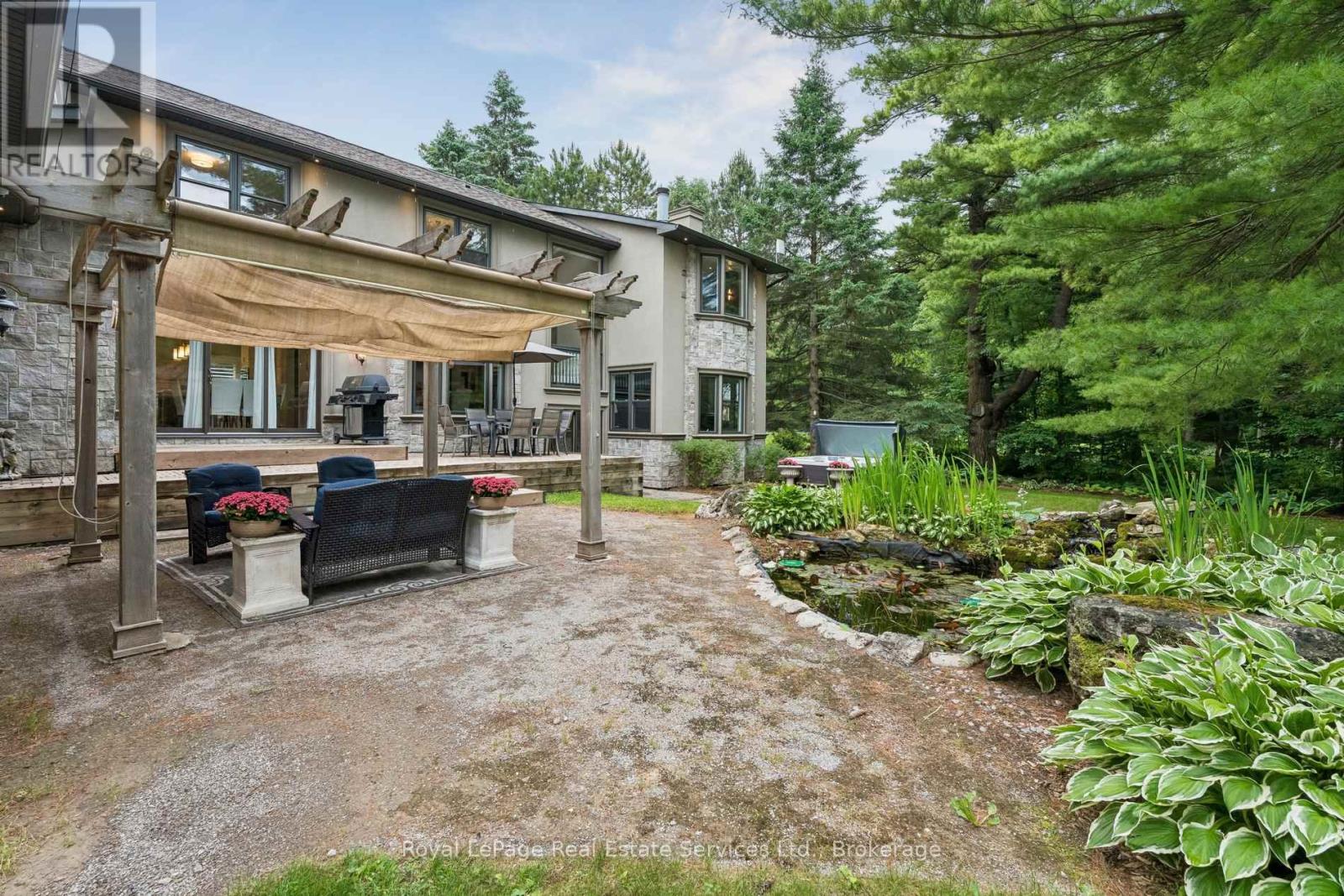 1 Stonebury Place Property Photo 44