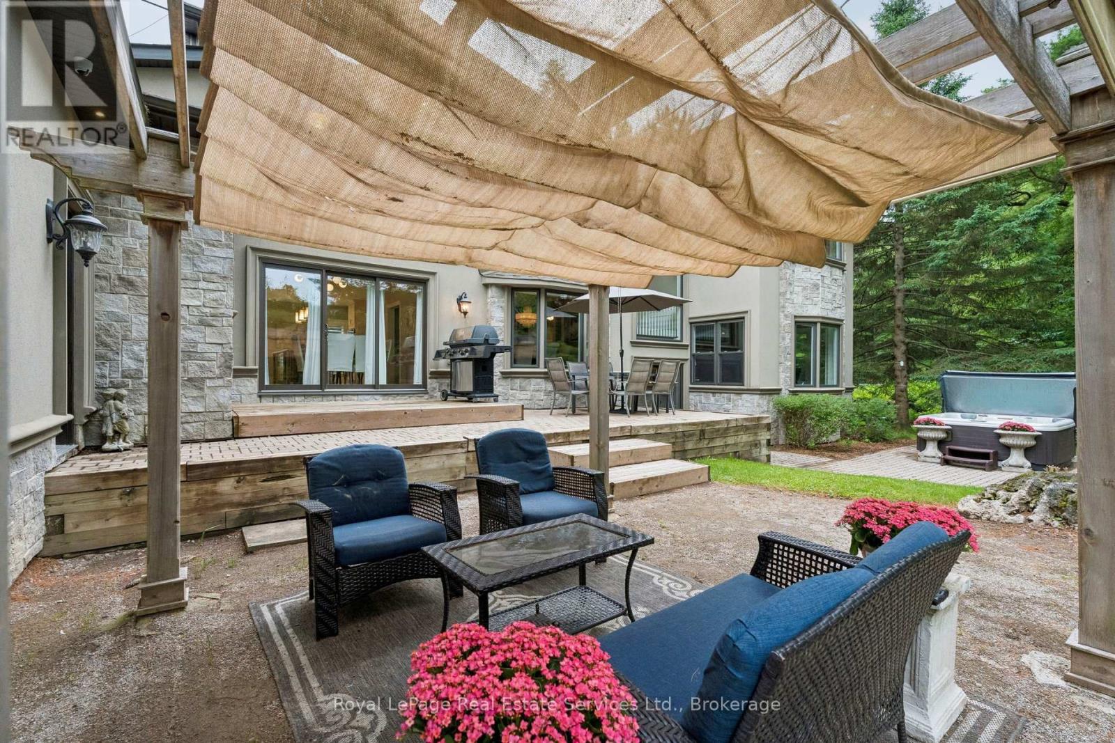 1 Stonebury Place Property Photo 46
