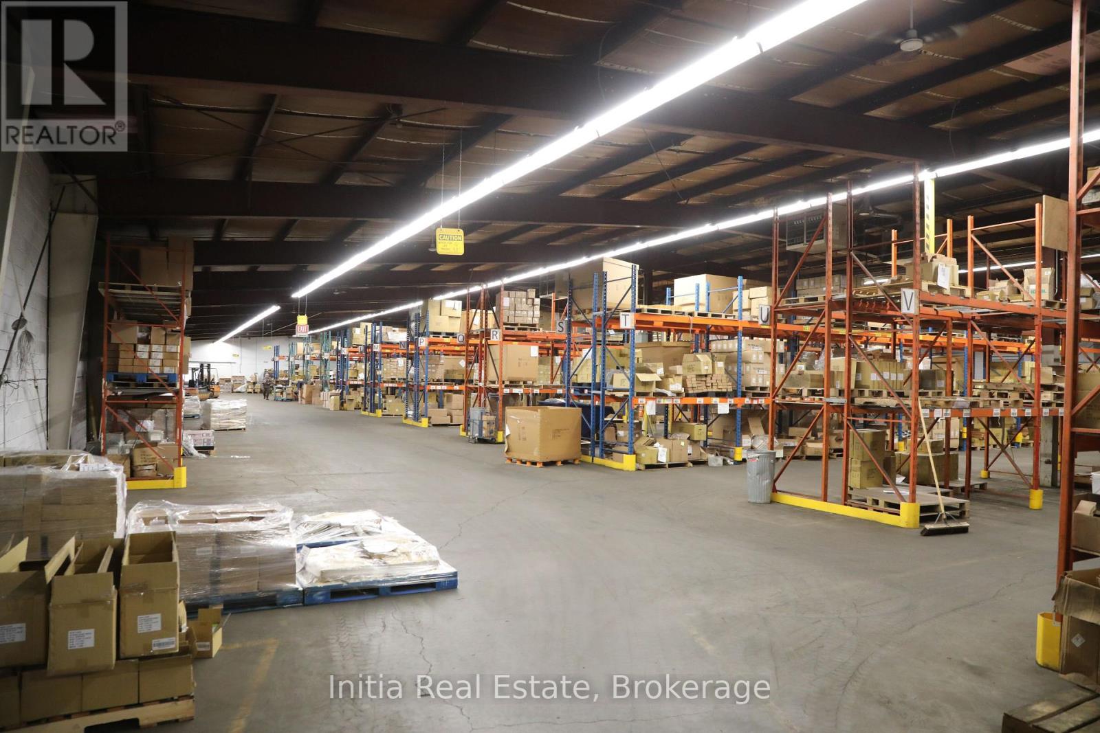 855 Edward Street Property Photo 15