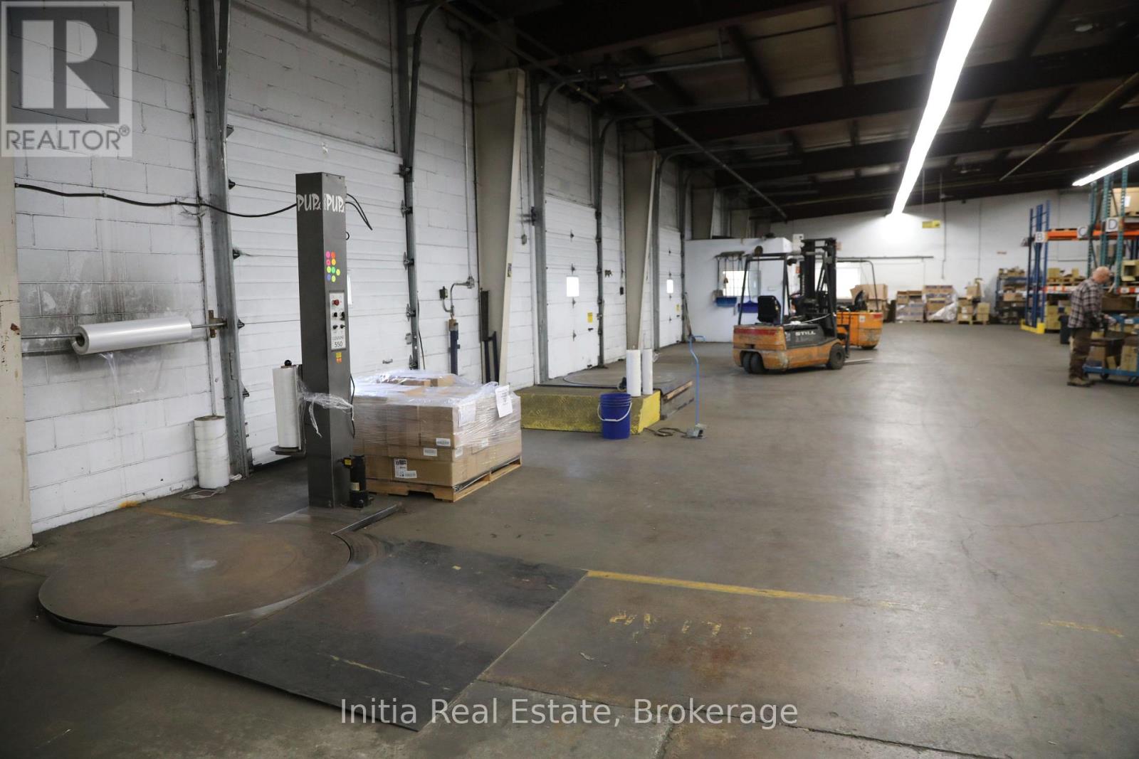 855 Edward Street Property Photo 21