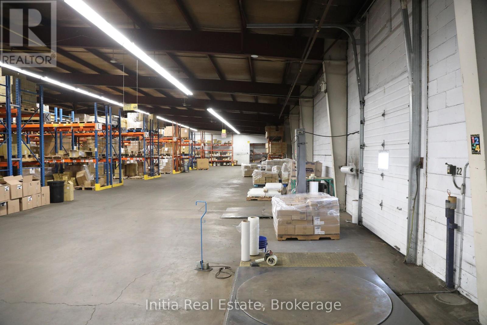 855 Edward Street Property Photo 22
