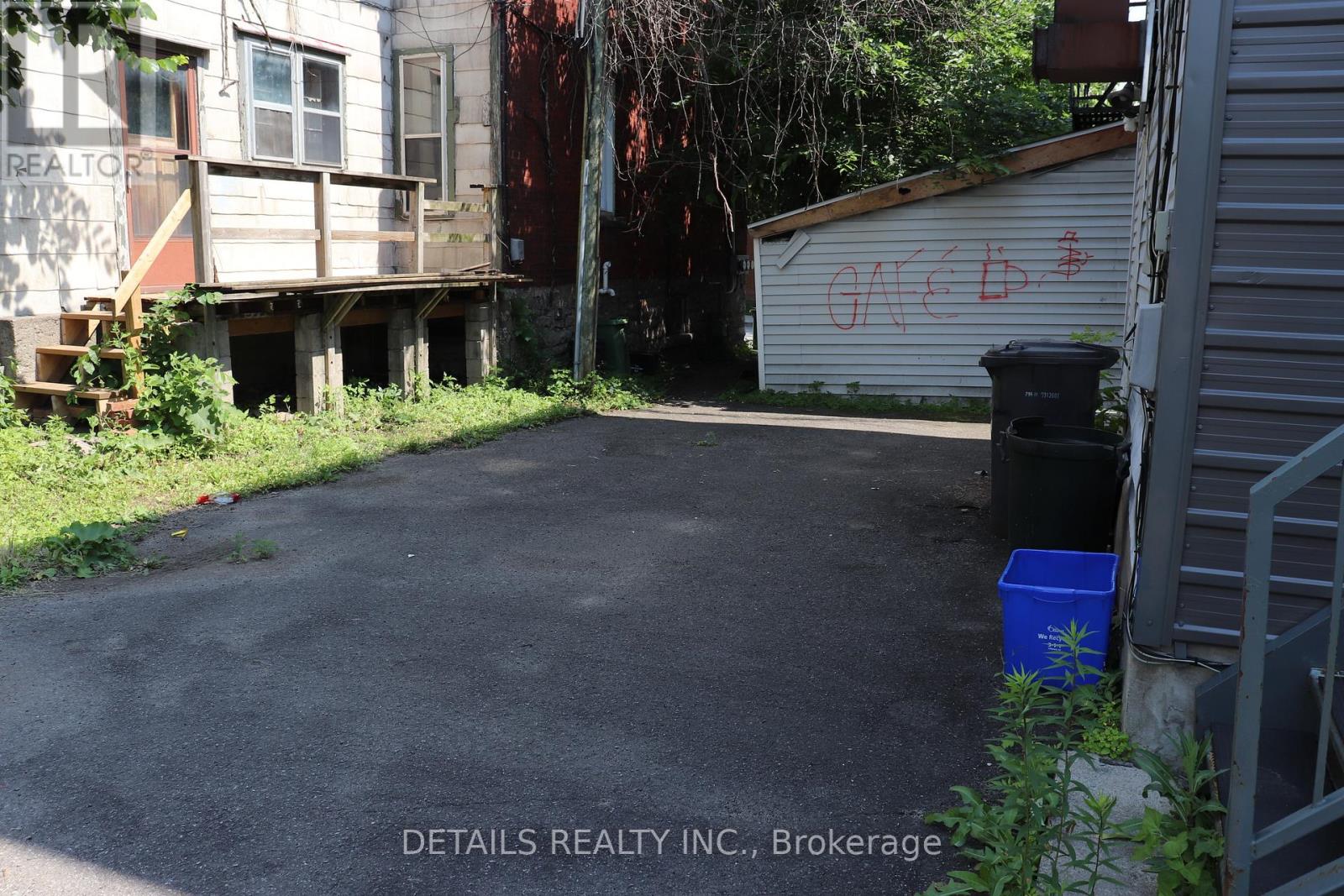 121 Preston Street E Property Photo 21