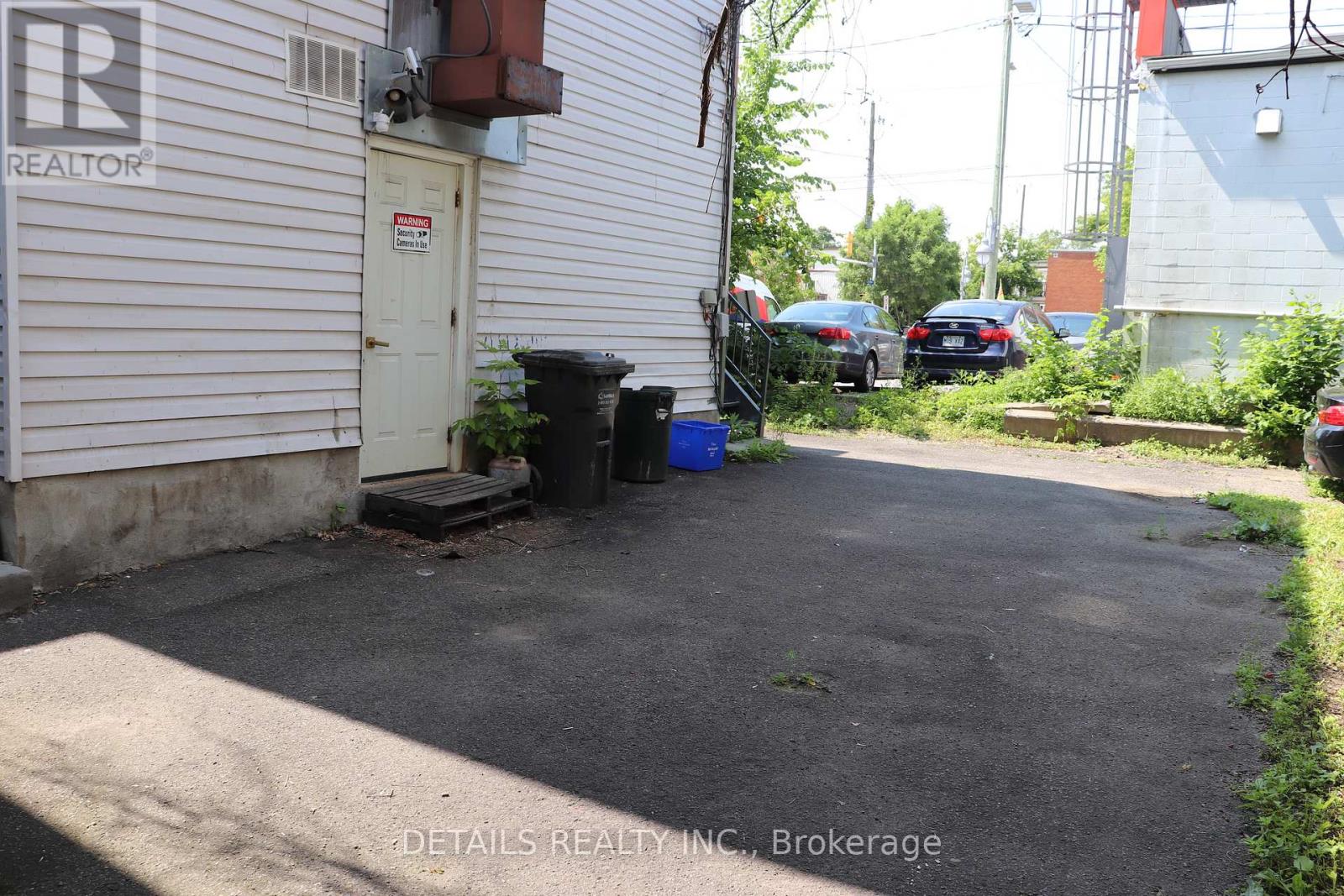 121 Preston Street E Property Photo 22