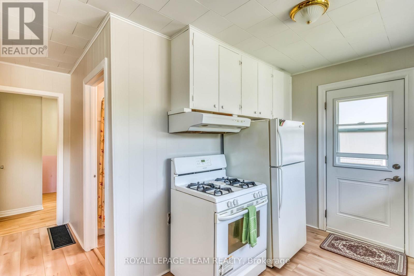329 Wylie Street Property Photo 7