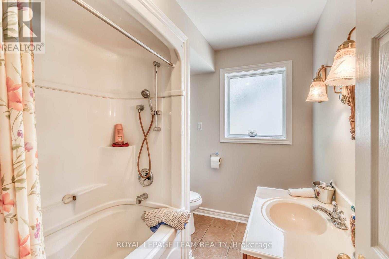 329 Wylie Street Property Photo 18