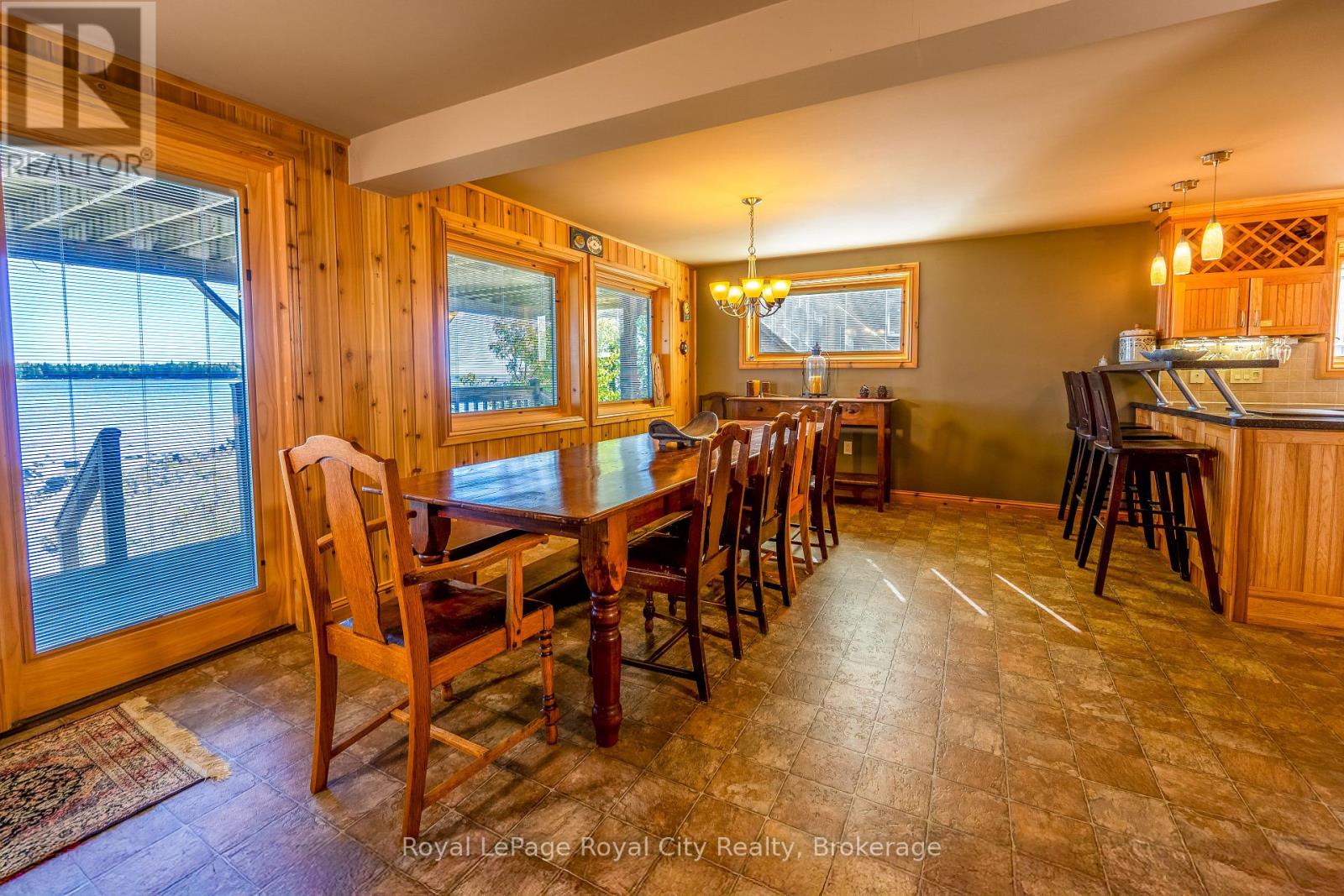 584 Warner Bay Road Property Photo 10