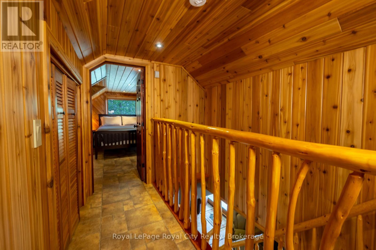 584 Warner Bay Road Property Photo 17