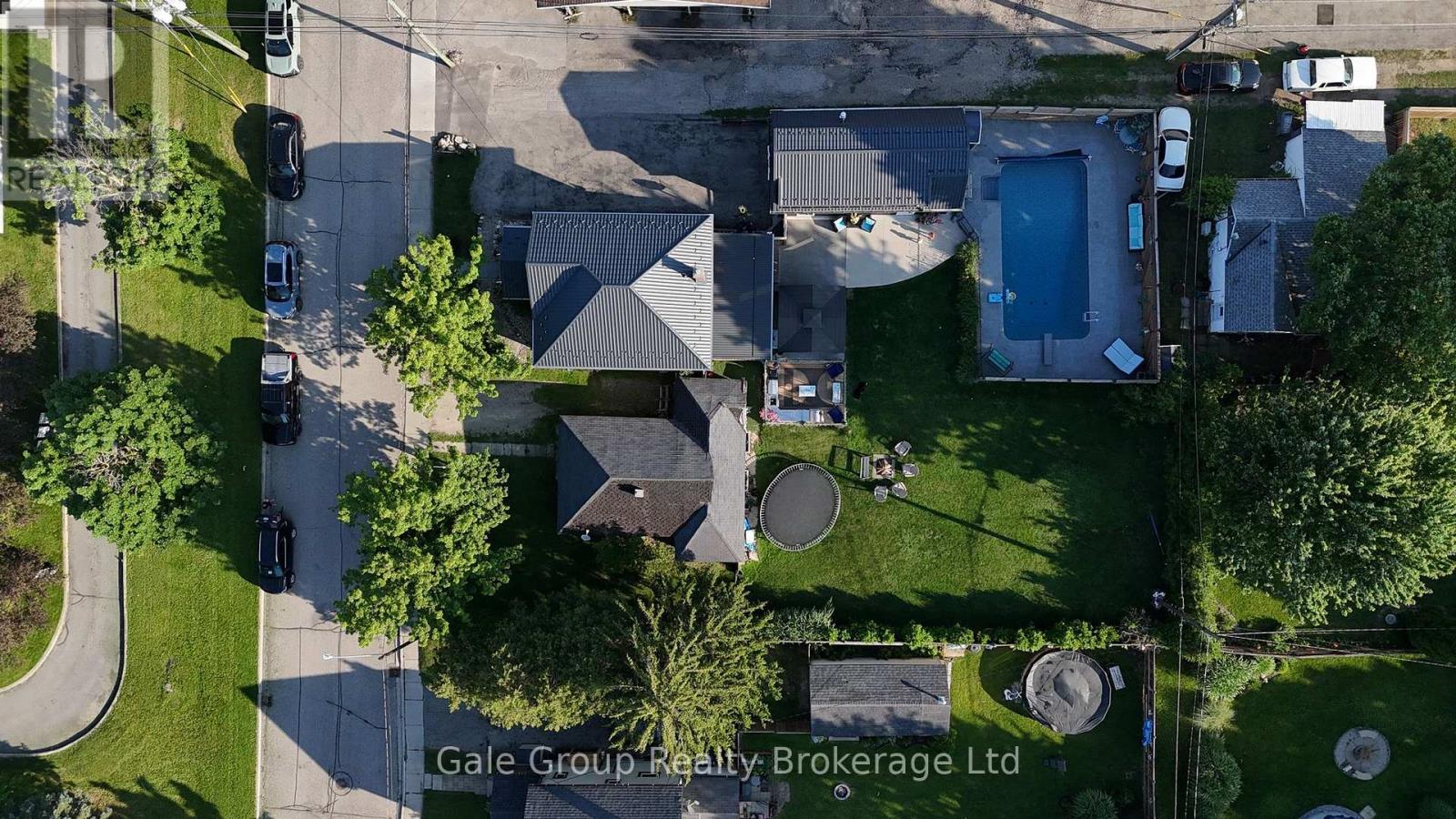 15 Fidler Avenue Property Photo 8