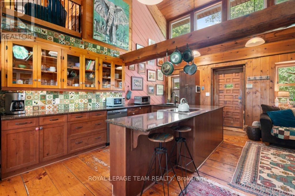 1462 Rideau River Road Property Photo 12