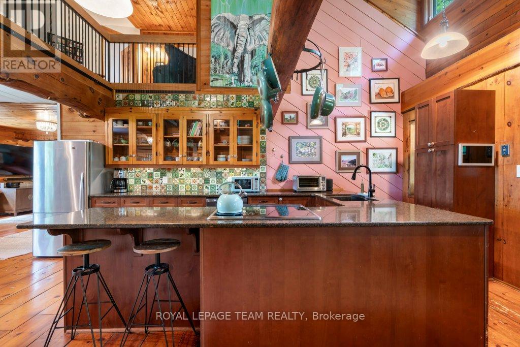 1462 Rideau River Road Property Photo 15