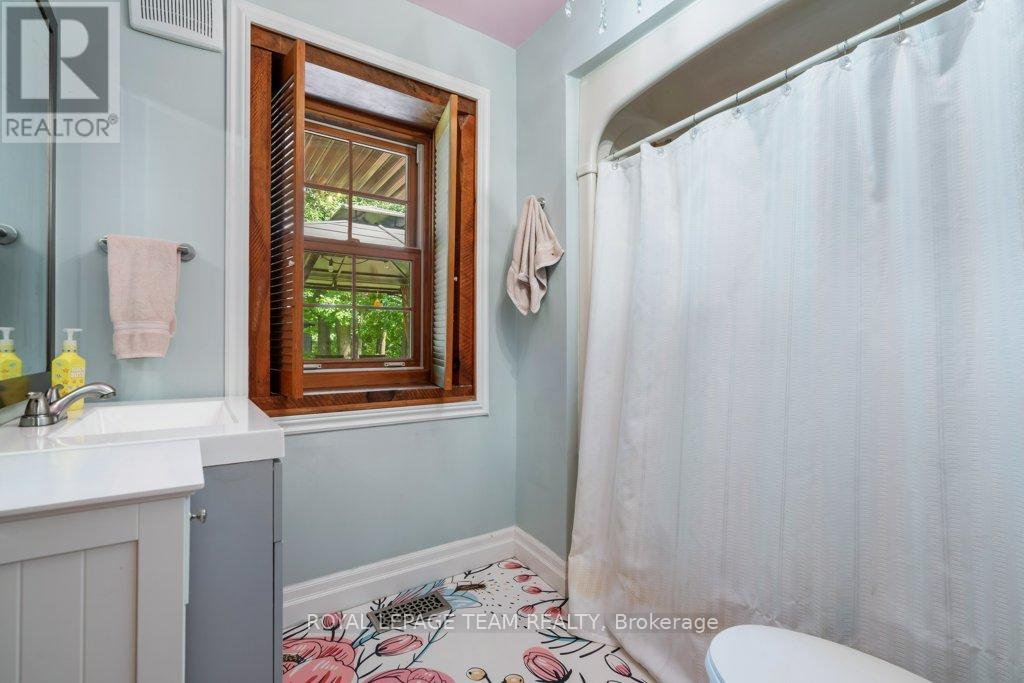 1462 Rideau River Road Property Photo 24
