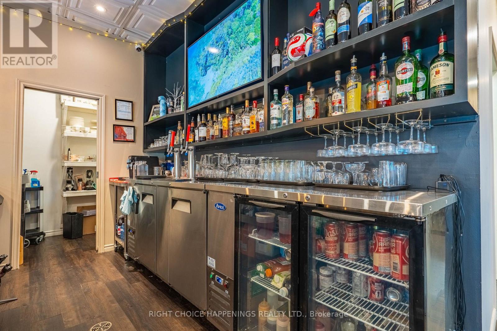 4 - 1161 Pelham Street Property Photo 13