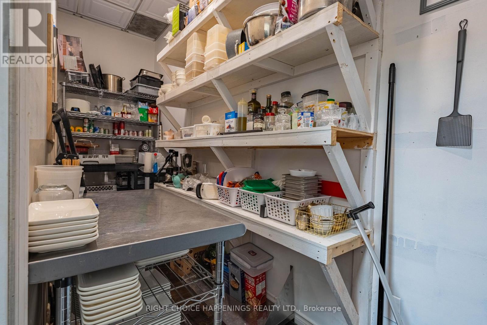 4 - 1161 Pelham Street Property Photo 19