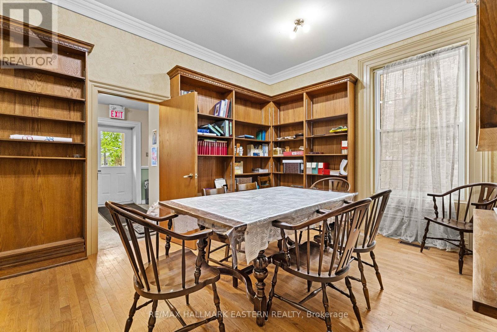 439 Rubidge Street Property Photo 11