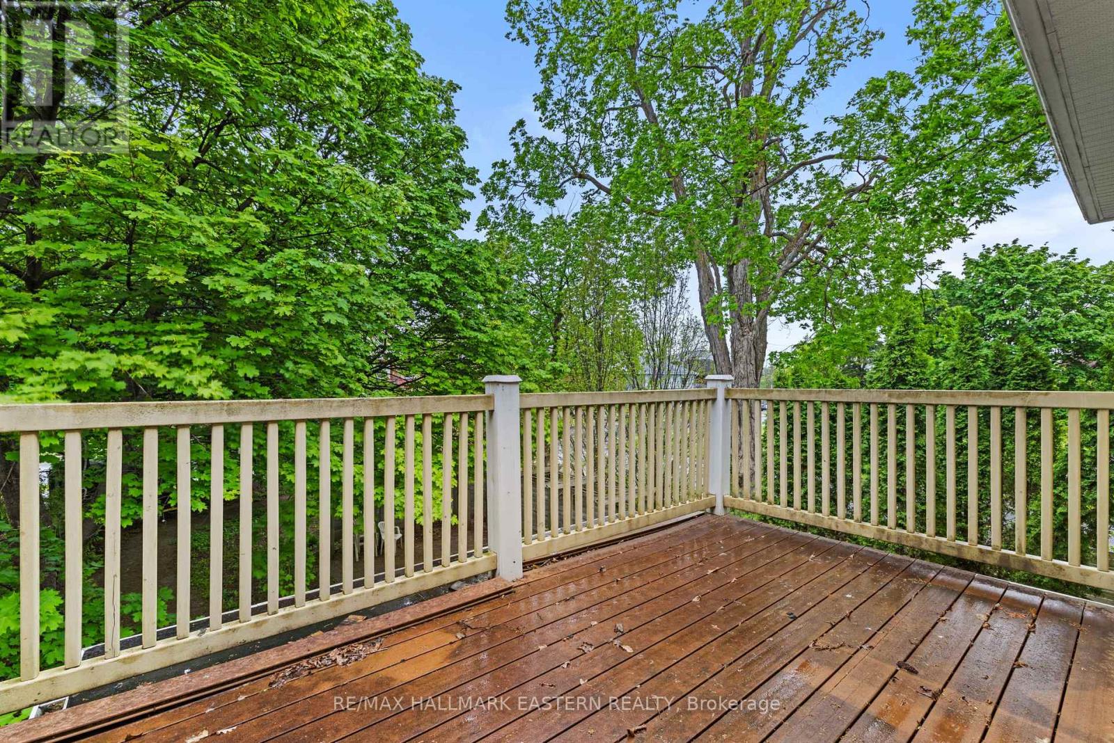 439 Rubidge Street Property Photo 34