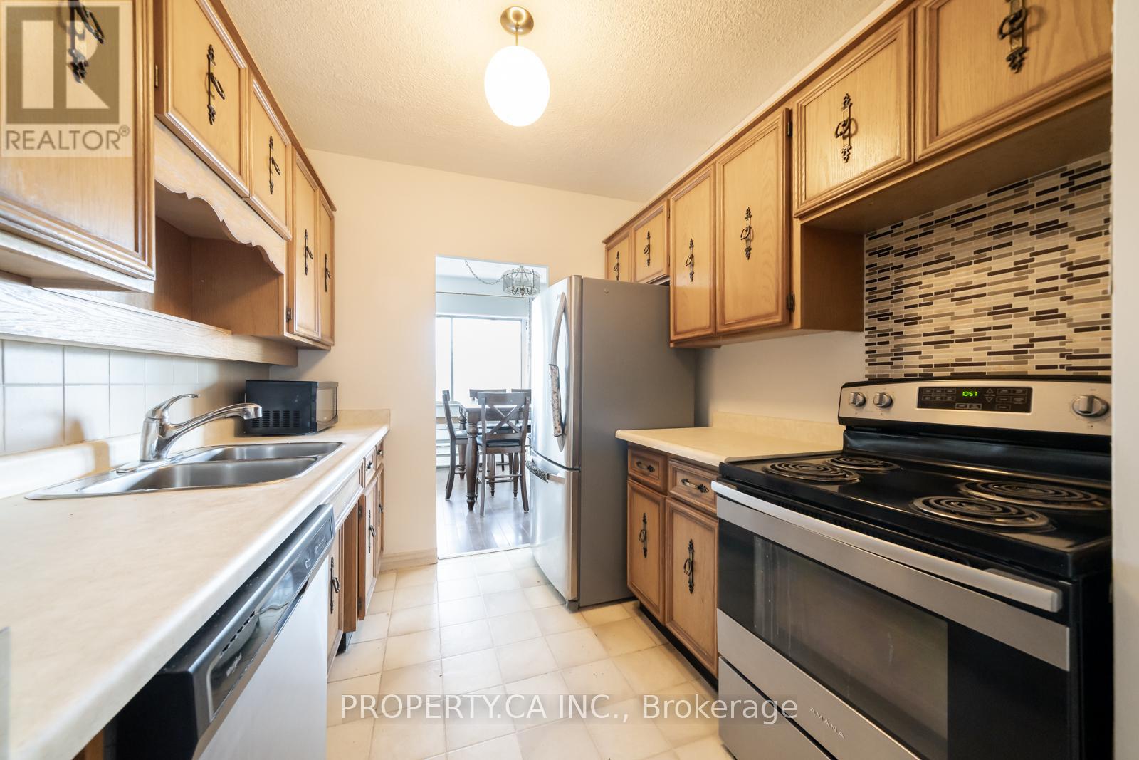 404 - 45 Westmount Road N Property Photo 9