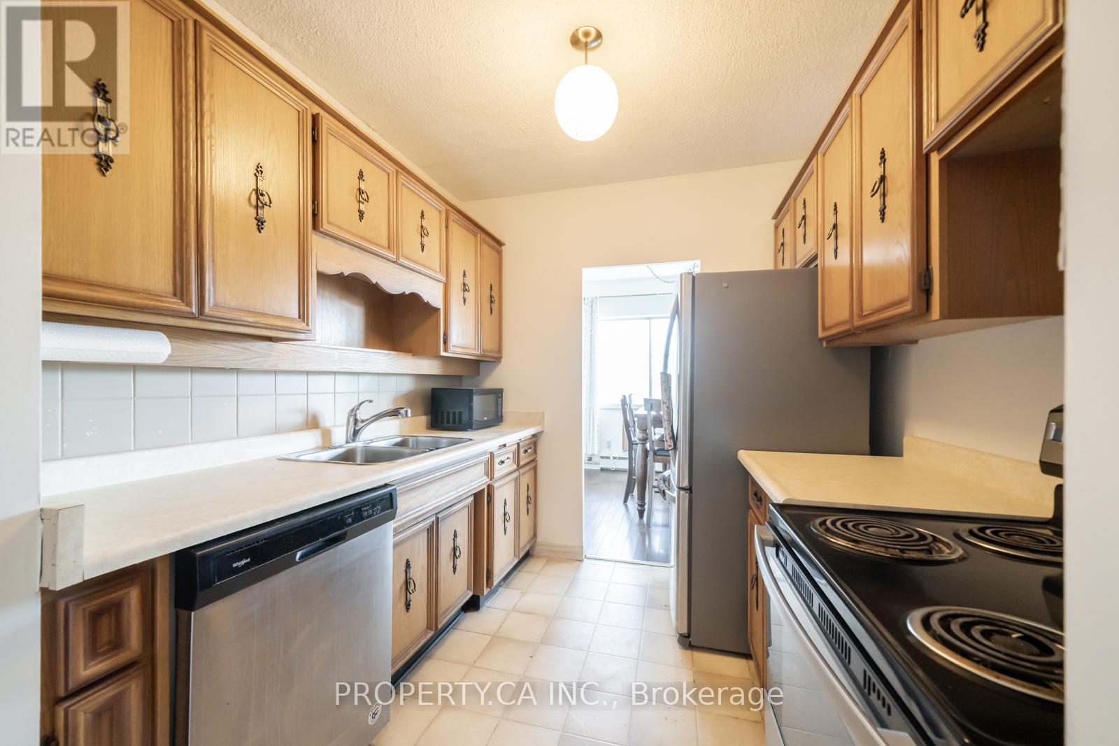 404 - 45 Westmount Road N Property Photo 11