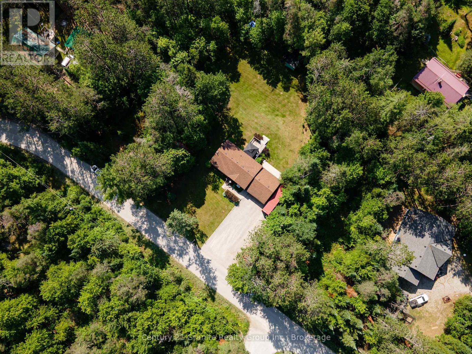 1110 Howland Junction Road Property Photo 4