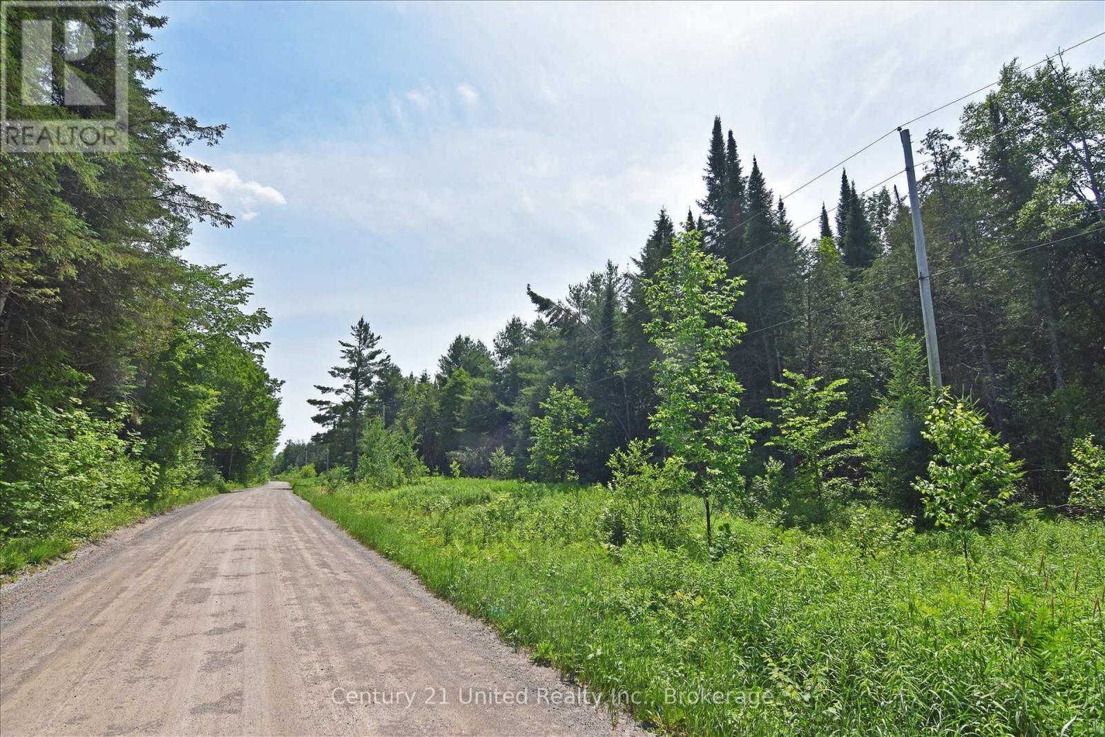 707 S Dummer 8th Line Road Property Photo 5