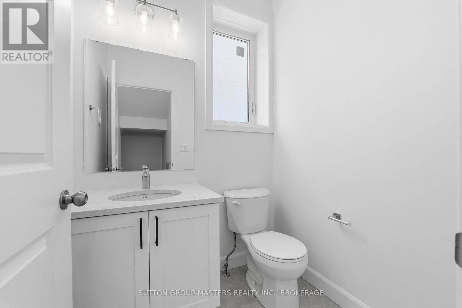 218 Superior Drive Property Photo 13