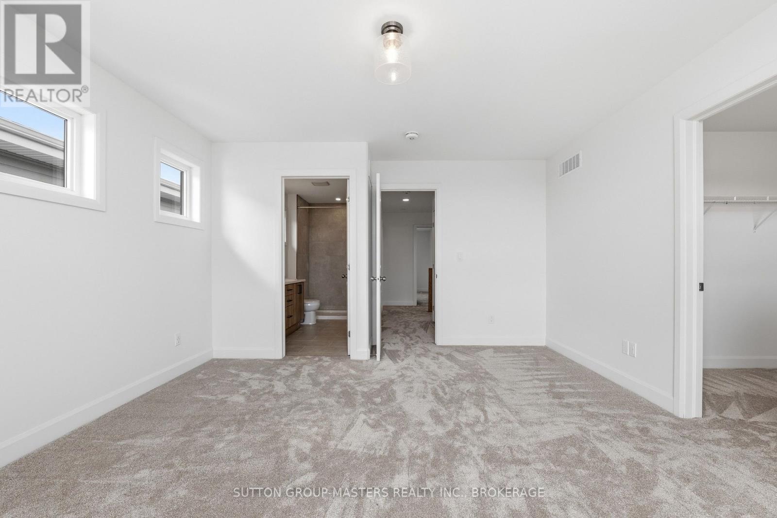 218 Superior Drive Property Photo 27