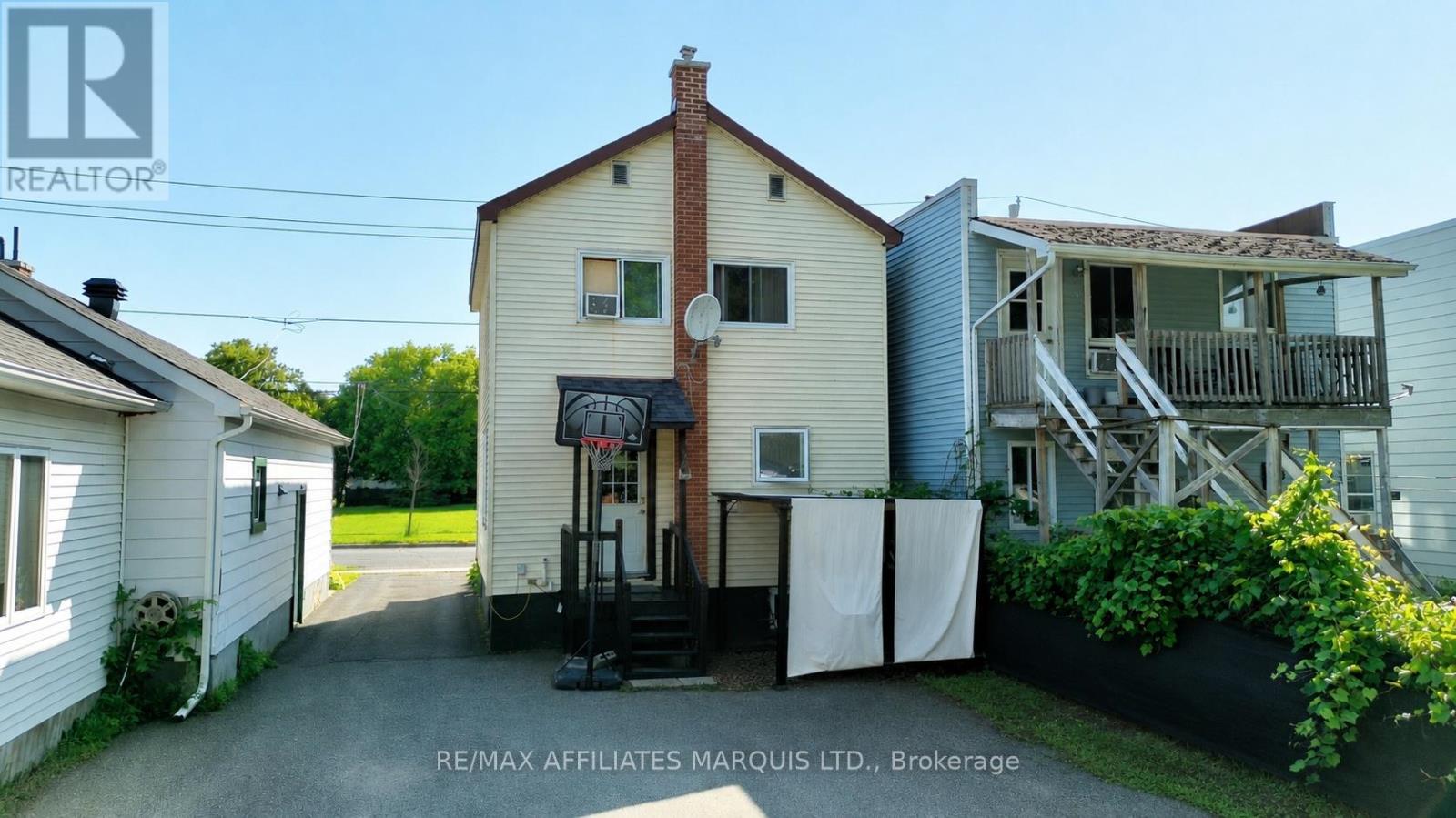 54 Lefebvre Avenue Property Photo 2