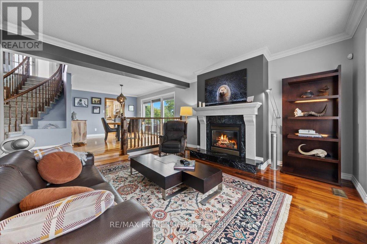 800 Fairwinds Terrace Property Photo 5