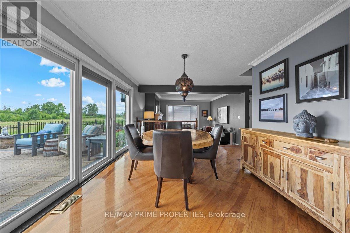 800 Fairwinds Terrace Property Photo 8