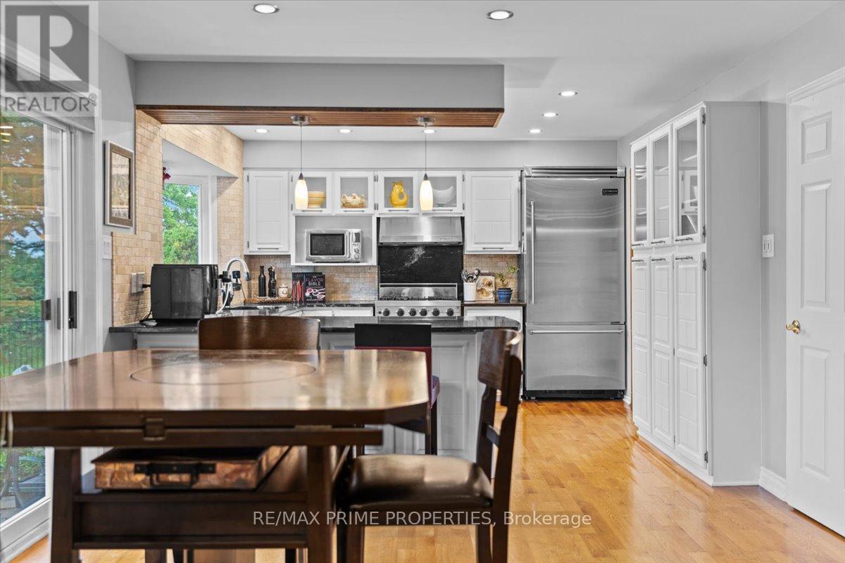 800 Fairwinds Terrace Property Photo 15