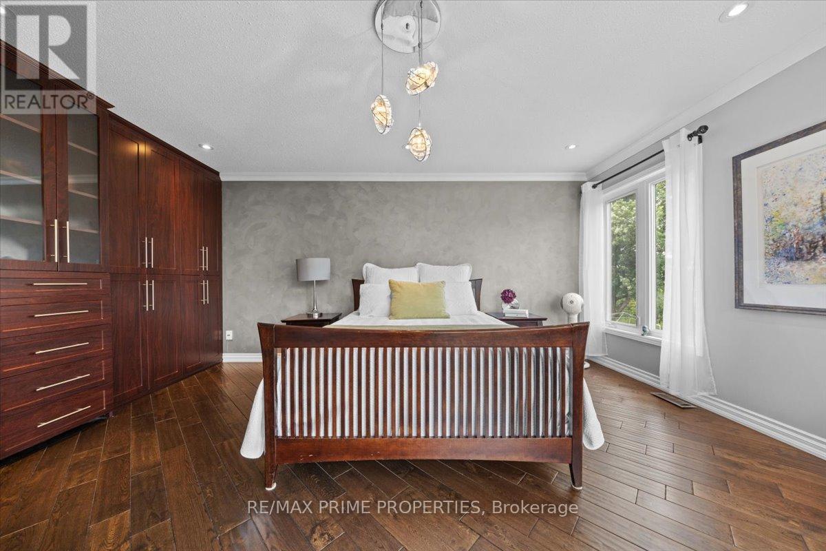 800 Fairwinds Terrace Property Photo 23