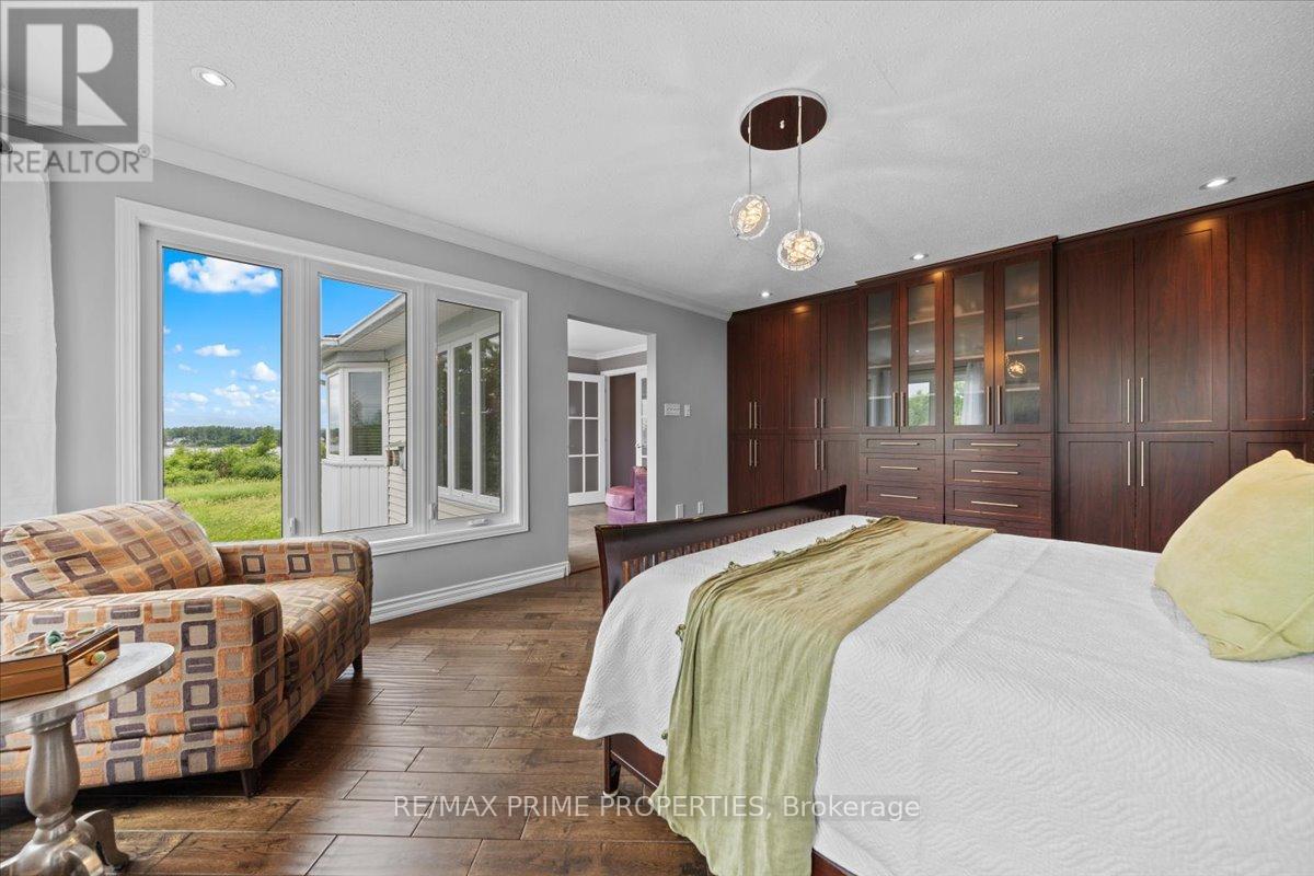 800 Fairwinds Terrace Property Photo 26