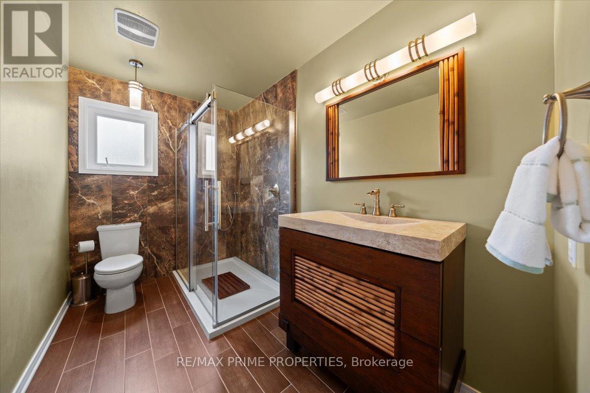 800 Fairwinds Terrace Property Photo 35