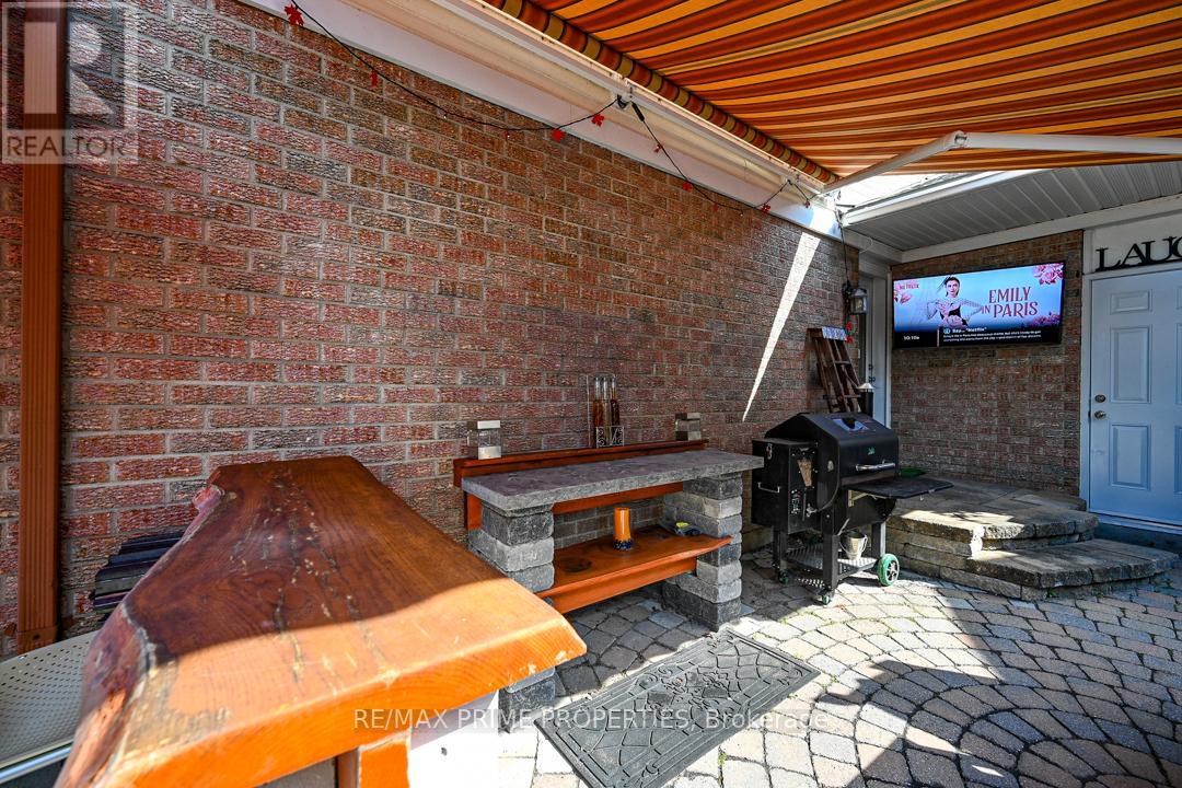 800 Fairwinds Terrace Property Photo 46