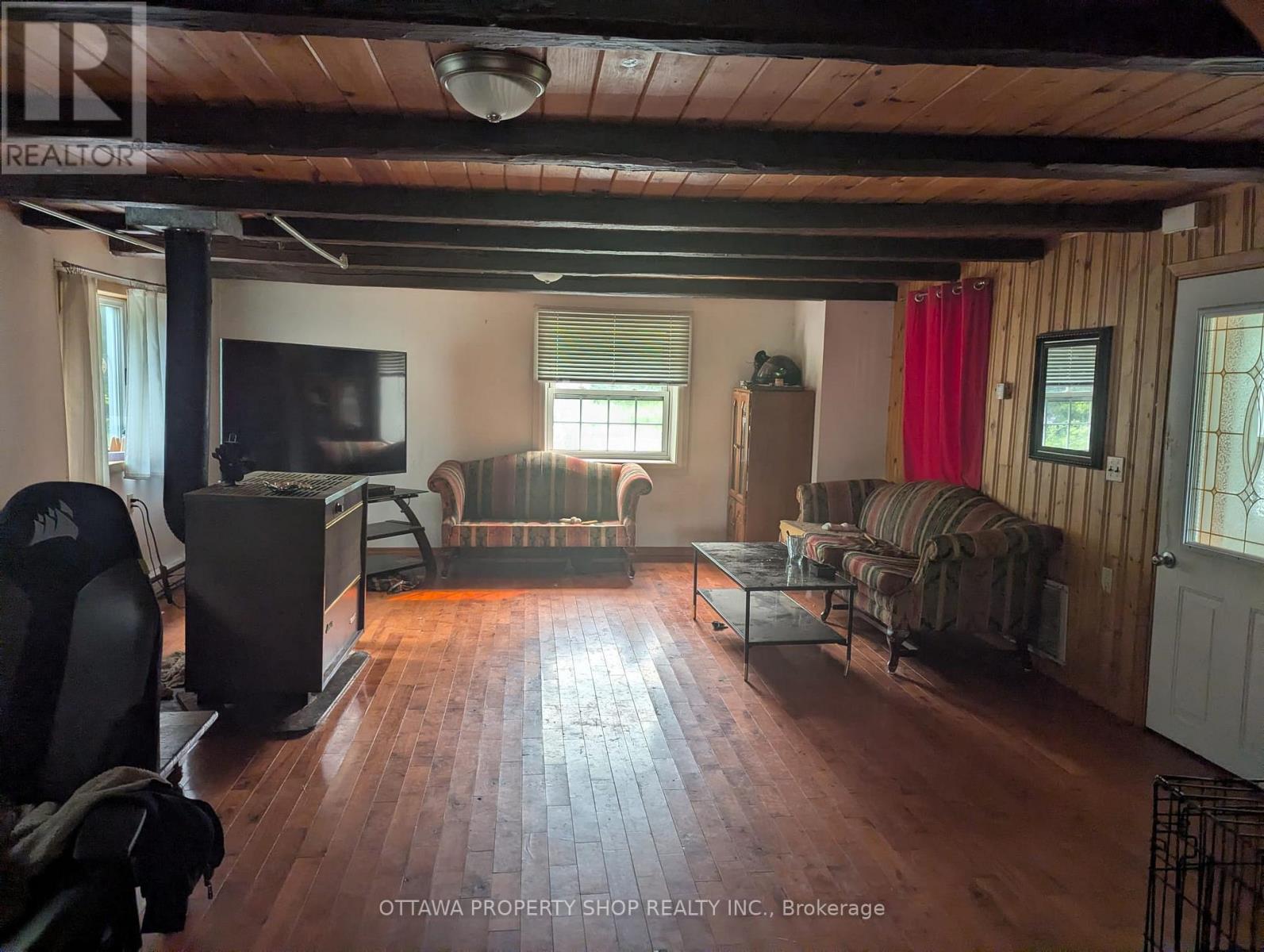 7262 Stone School Road Property Photo 4