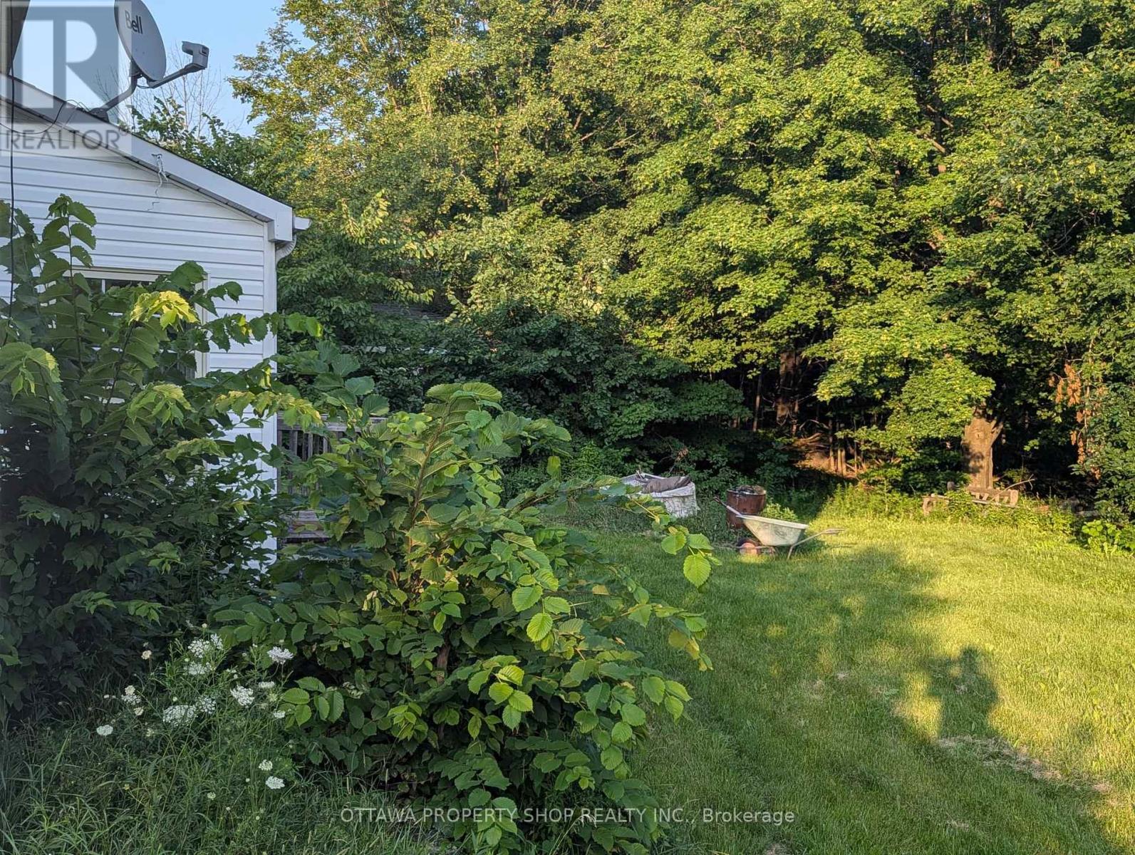 7262 Stone School Road Property Photo 9