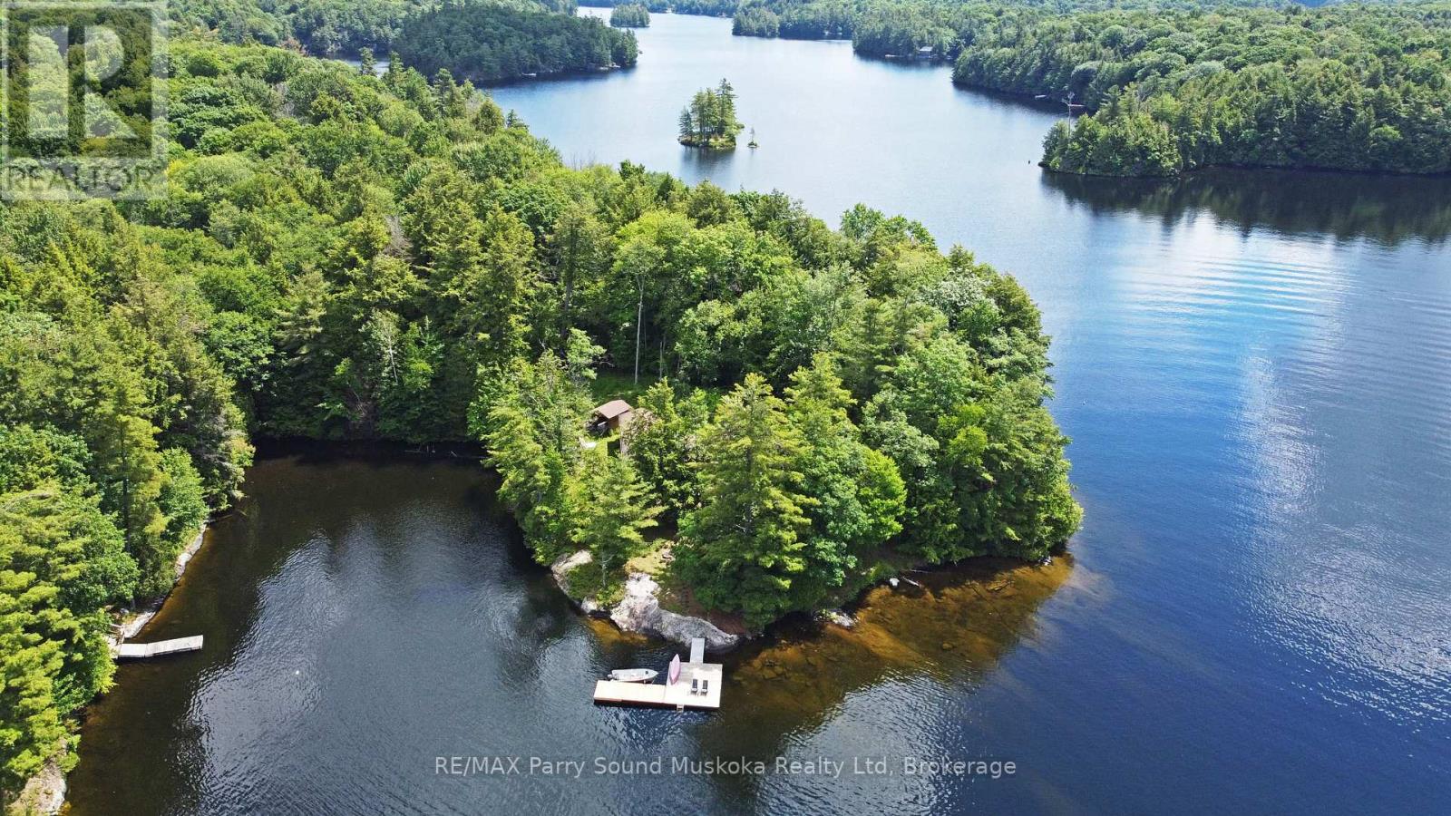 215 Crane Lake Water Property Photo 1
