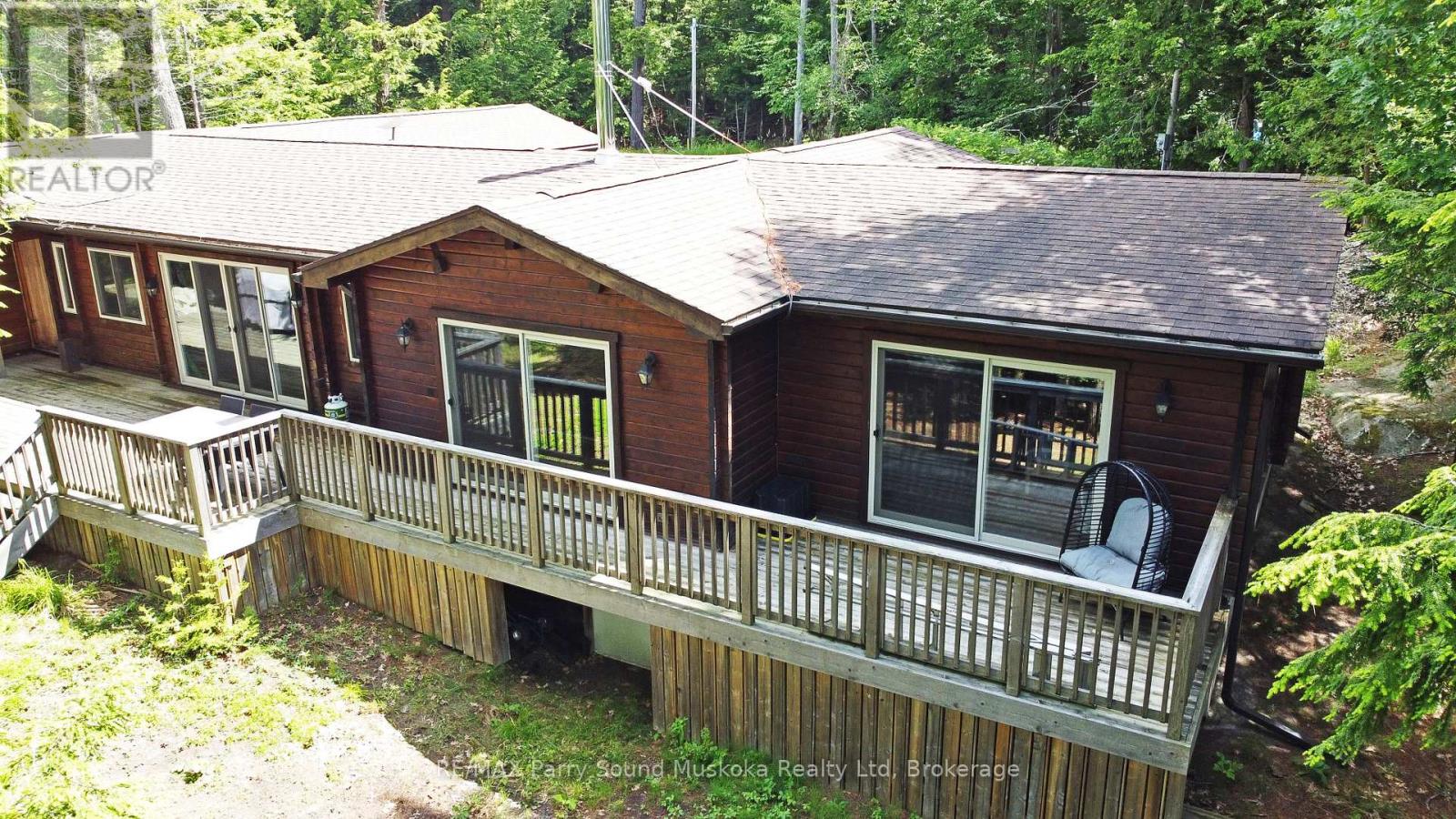 215 Crane Lake Water Property Photo 15