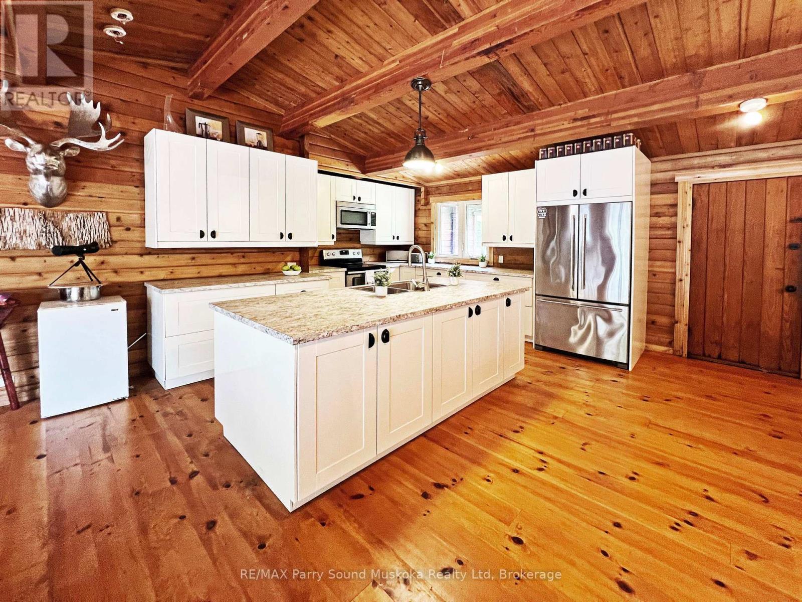 215 Crane Lake Water Property Photo 26